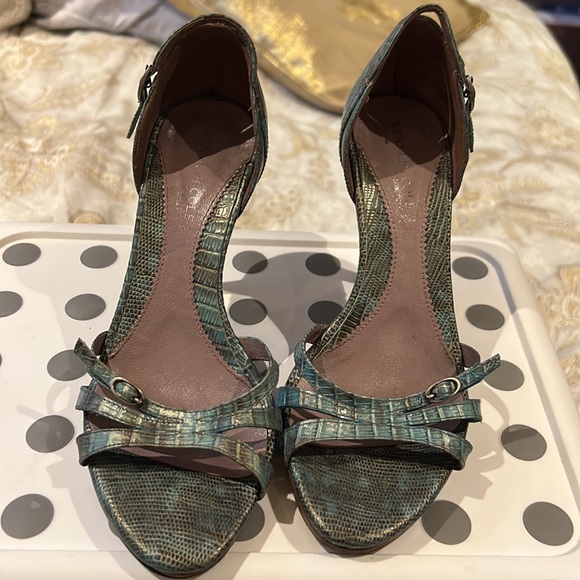 Open toes heels, wood heel 3x25 - Picture 2 of 4